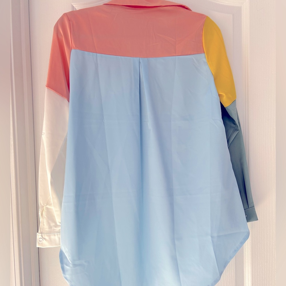 Oversized Color block Button Up Blouse - Picture 2 of 2